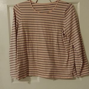 Cotton tee shirt, cute colors!